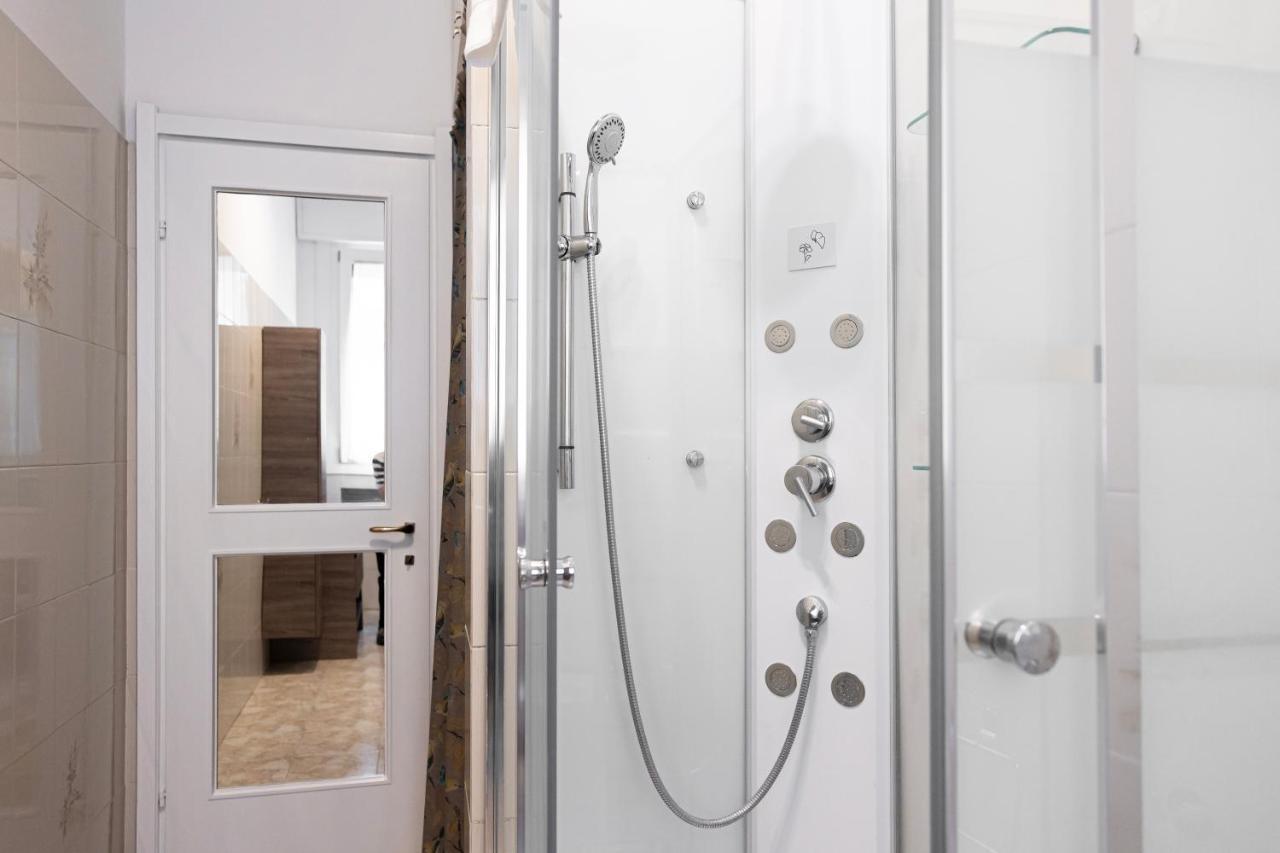 Apartamento Accogliente Loft In Zona Monumentale/Cenisio Milán Exterior foto